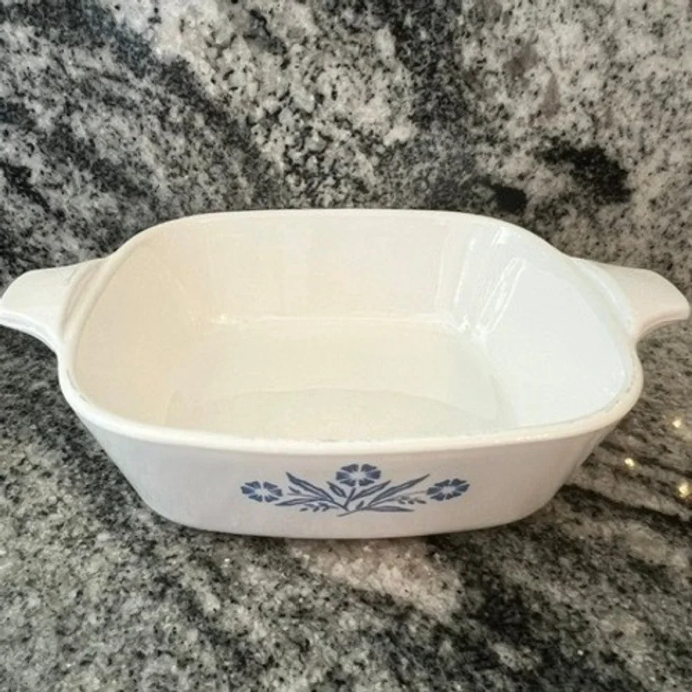 Corning Ware Petite Pan P-41 White Blue Cornflower Good Vintage 5in No Lid